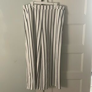 Gently used. XLarge XL White and Black. Wide Leg pants. From Cato